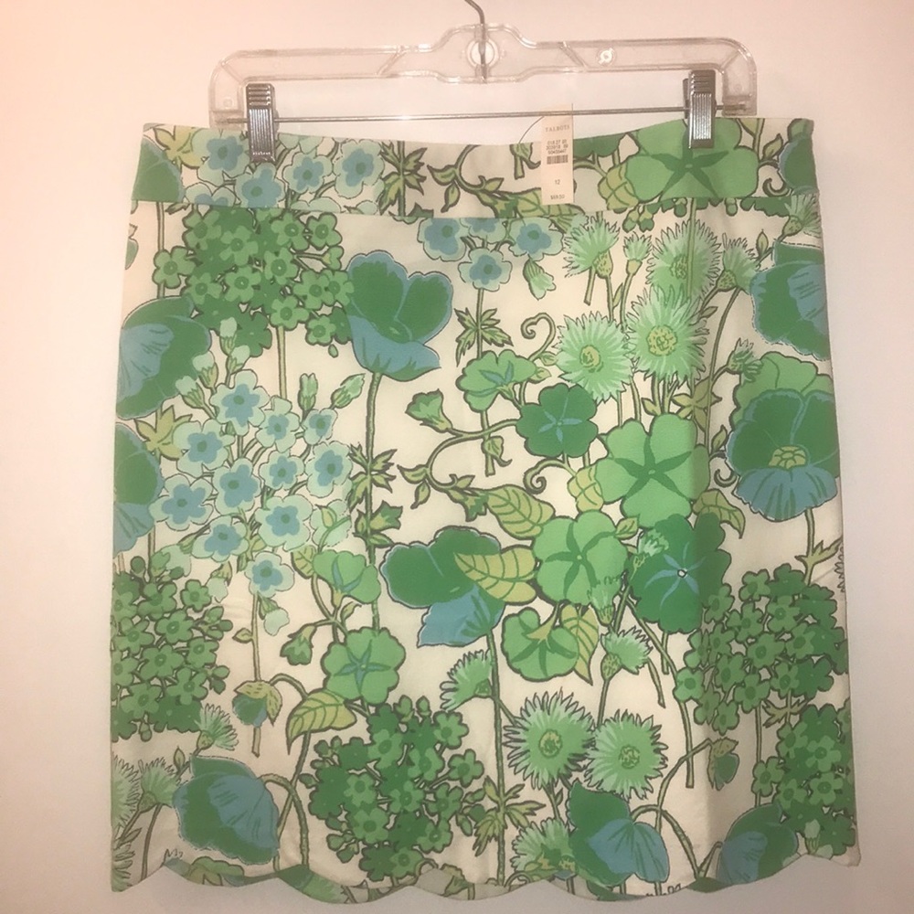 Green floral scalloped skirt
